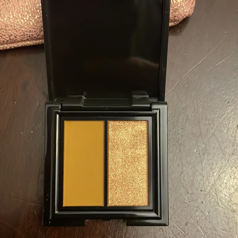 Ipsy make up bag with samples